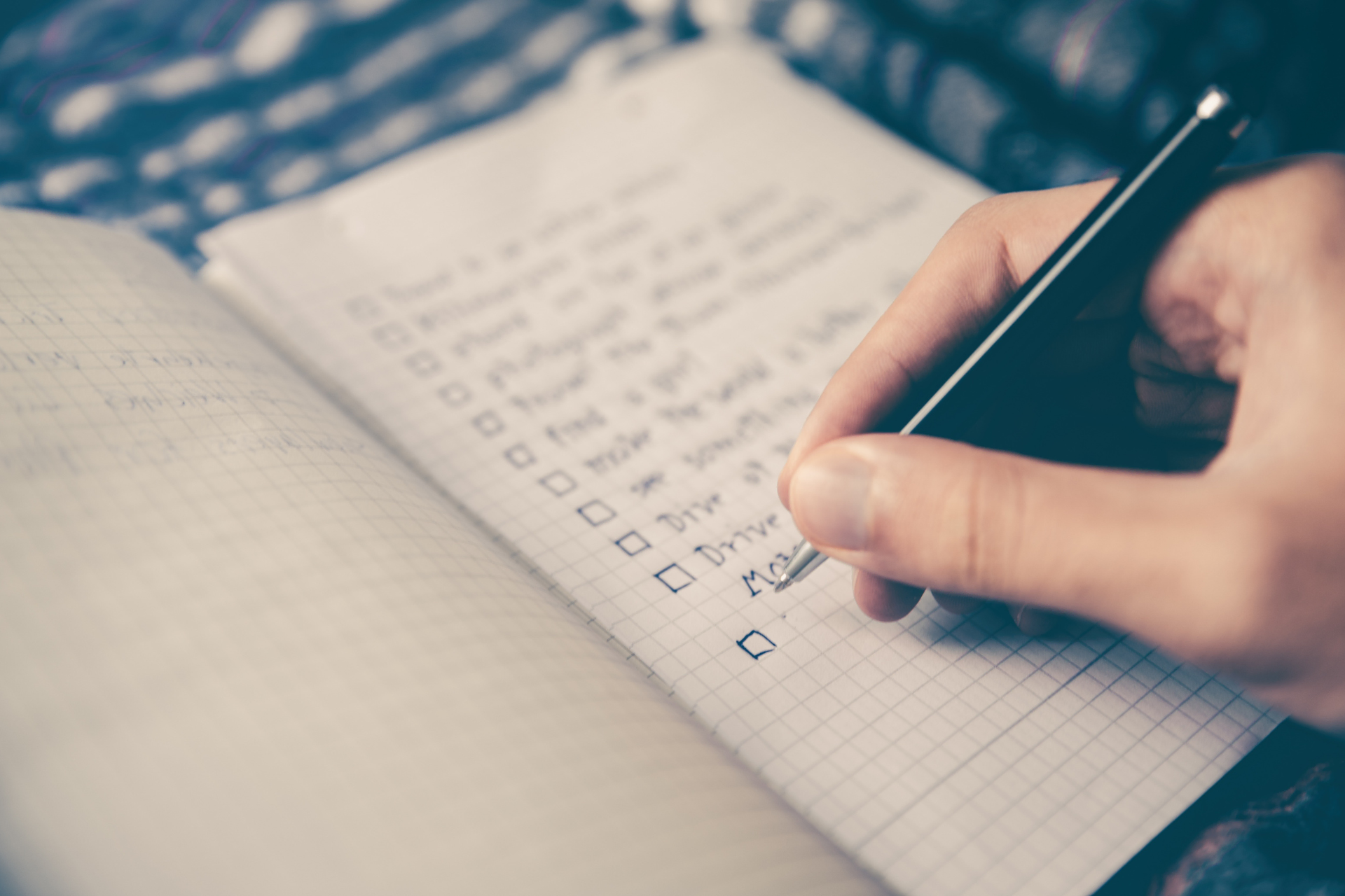 simple financial planning checklist 2023